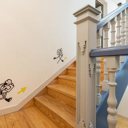 ホステル アルベルゲ ザ ラスト スタンプ